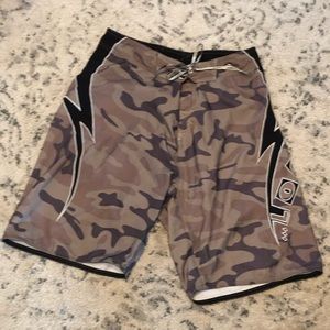 Lost Men’s Size 34 Baggies Camo Shorts